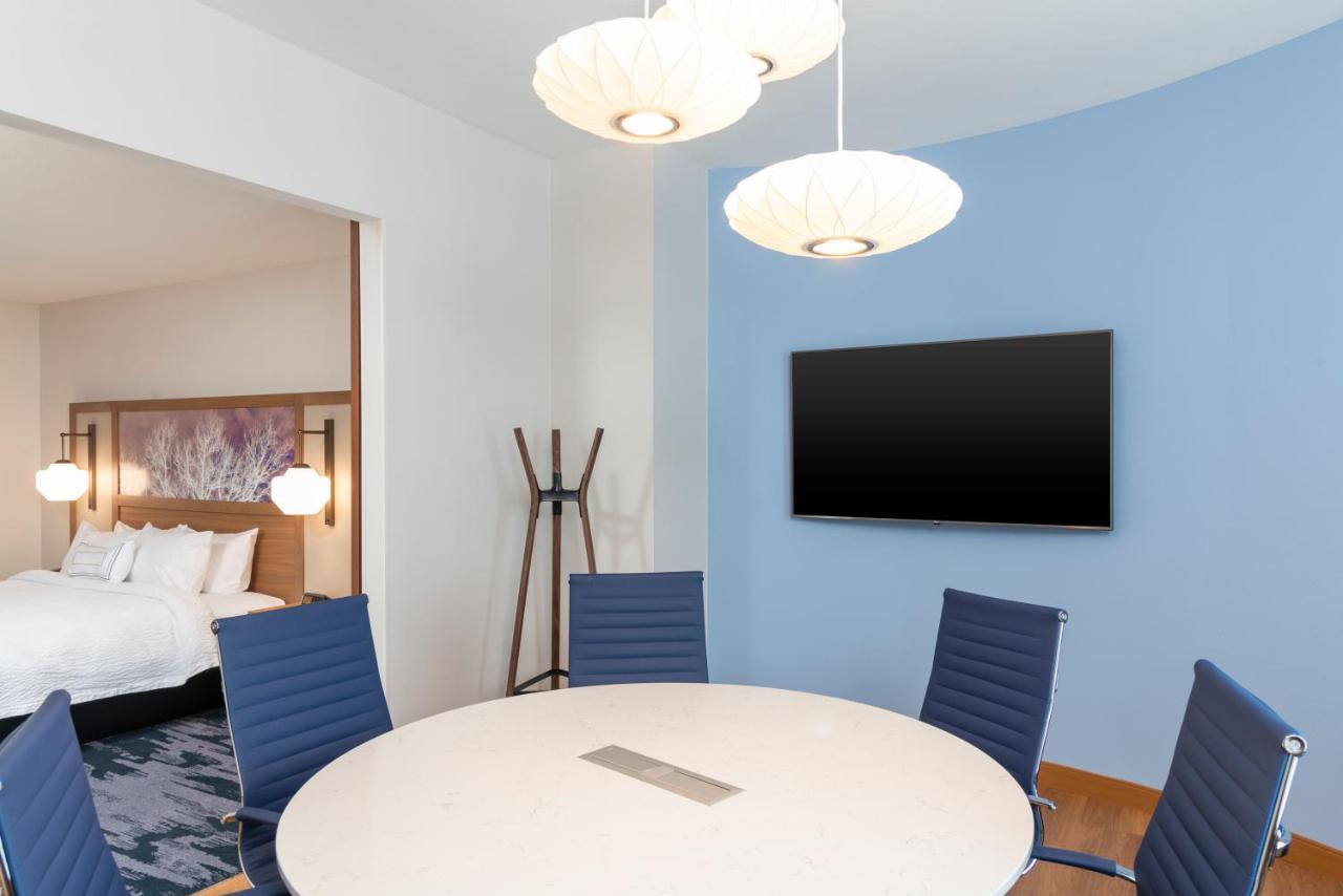 Fairfield Inn & Suites By Marriott Fair Oaks Farms Eksteriør bilde