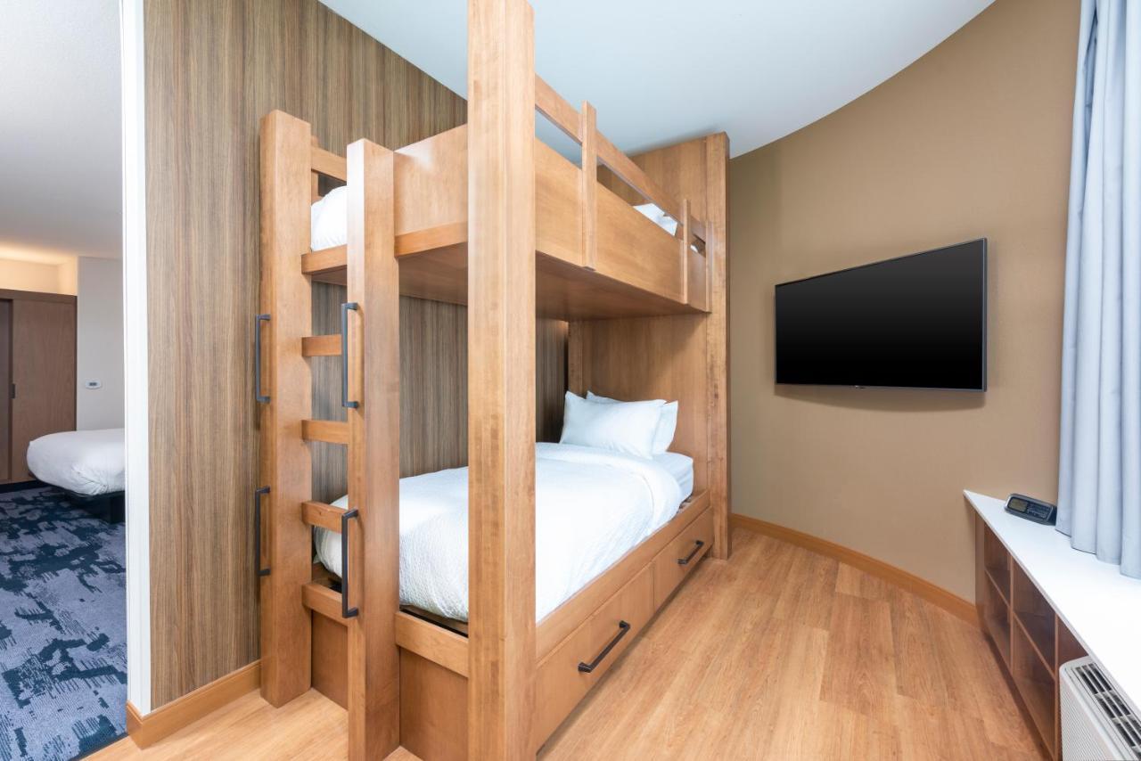 Fairfield Inn & Suites By Marriott Fair Oaks Farms Eksteriør bilde