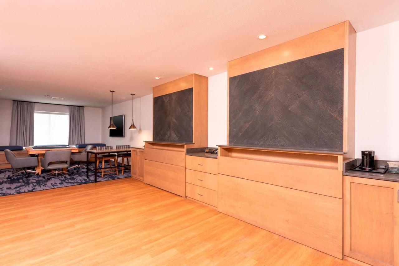 Fairfield Inn & Suites By Marriott Fair Oaks Farms Eksteriør bilde