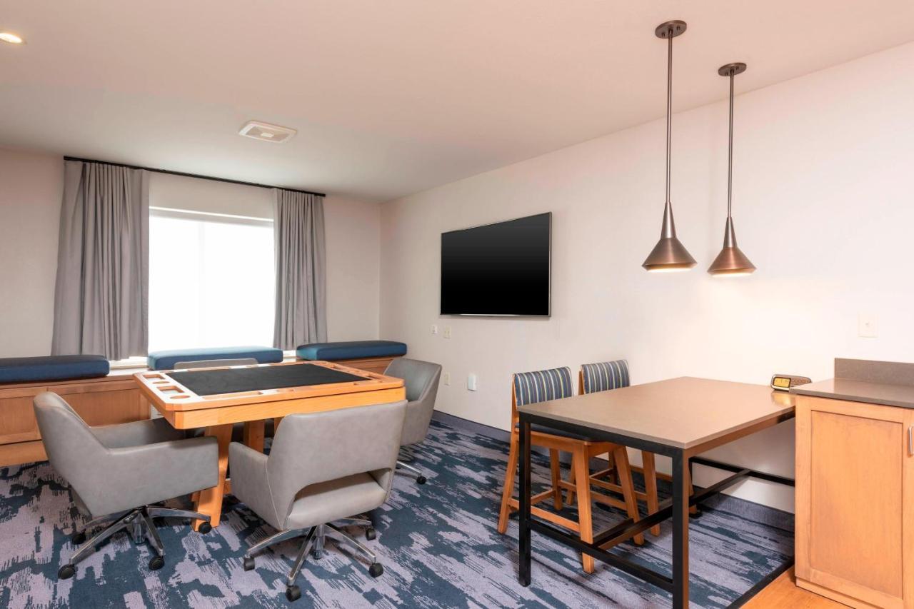 Fairfield Inn & Suites By Marriott Fair Oaks Farms Eksteriør bilde