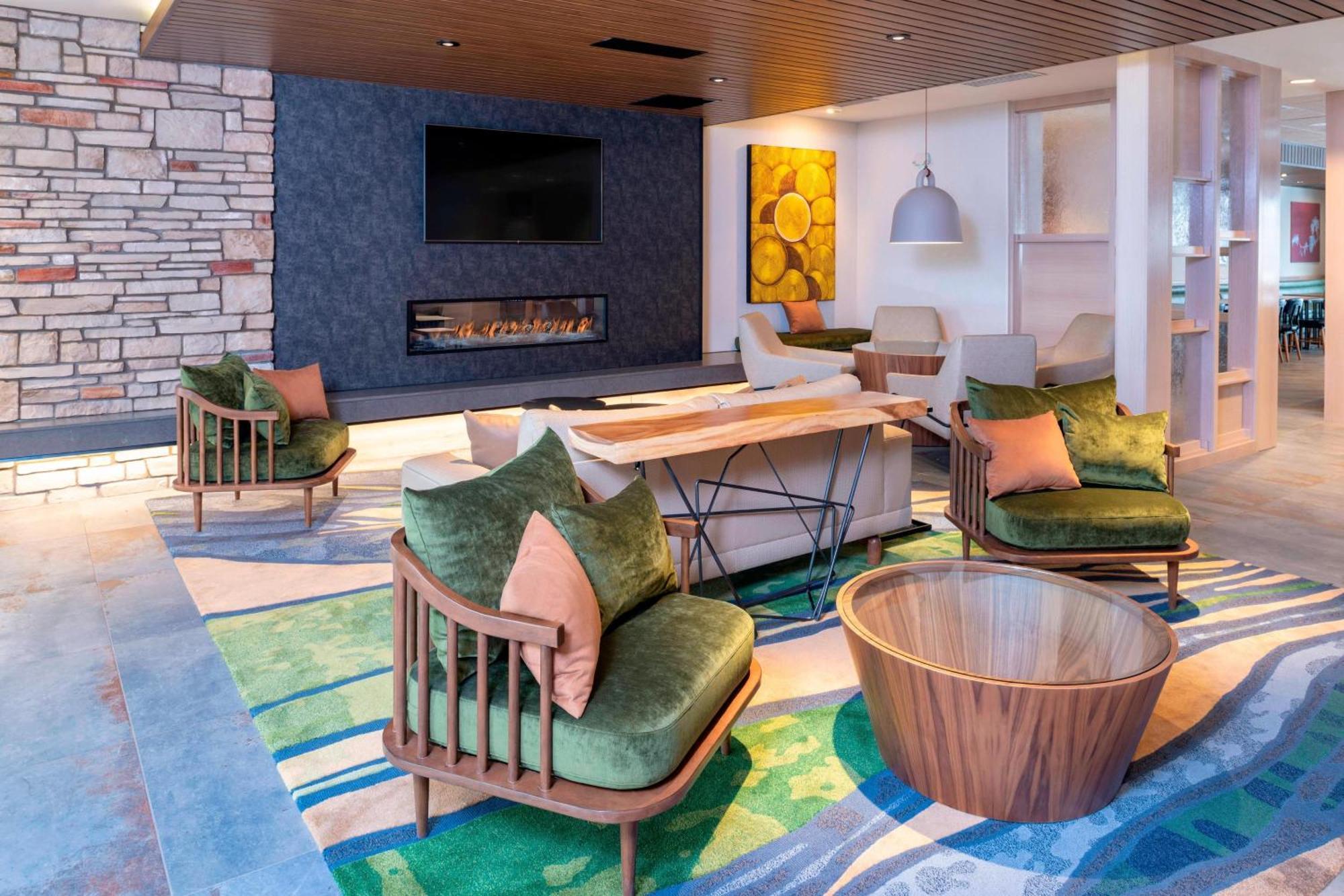 Fairfield Inn & Suites By Marriott Fair Oaks Farms Eksteriør bilde